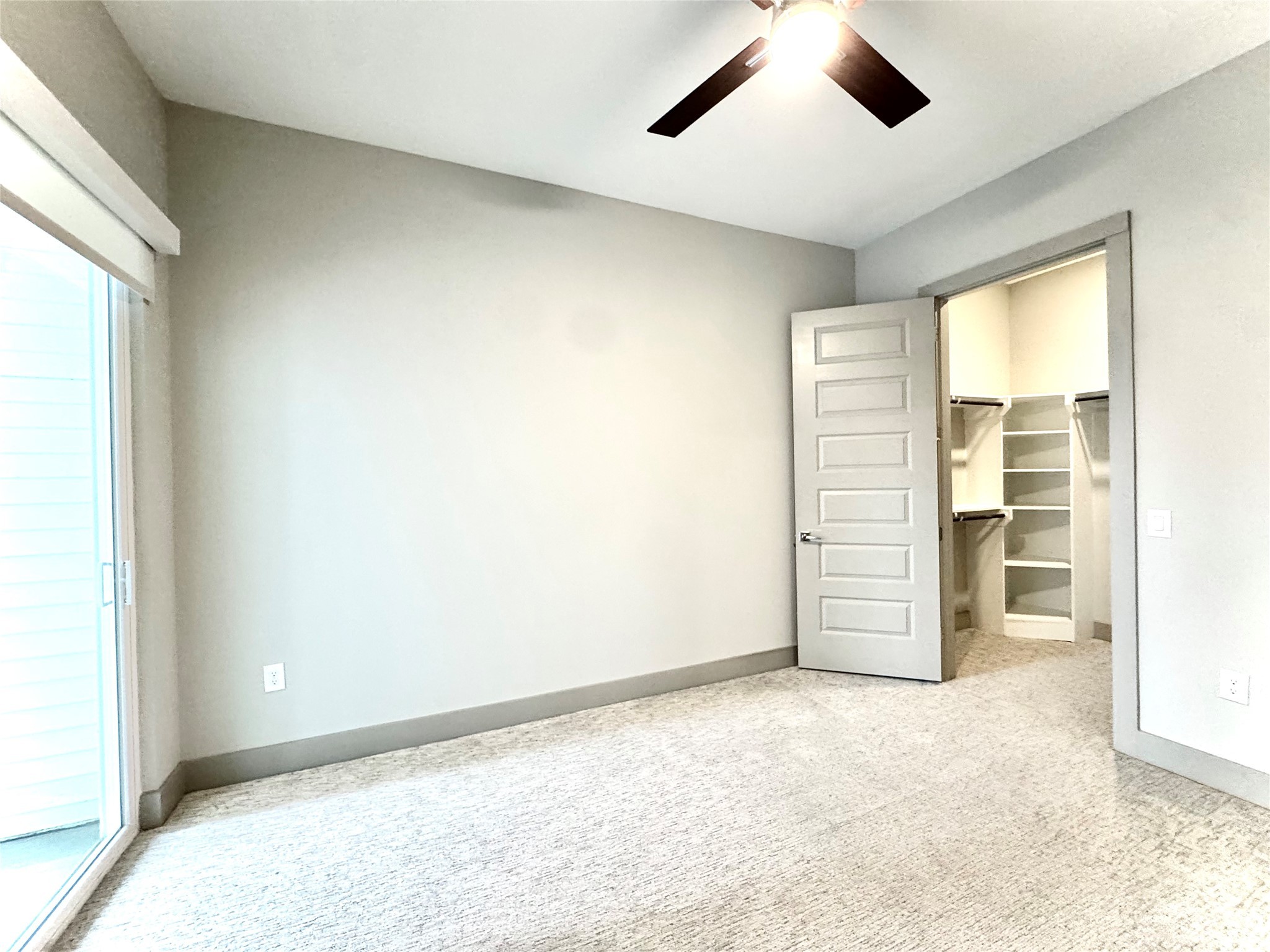 401 W 25th St Street 2325 Property Photo 14