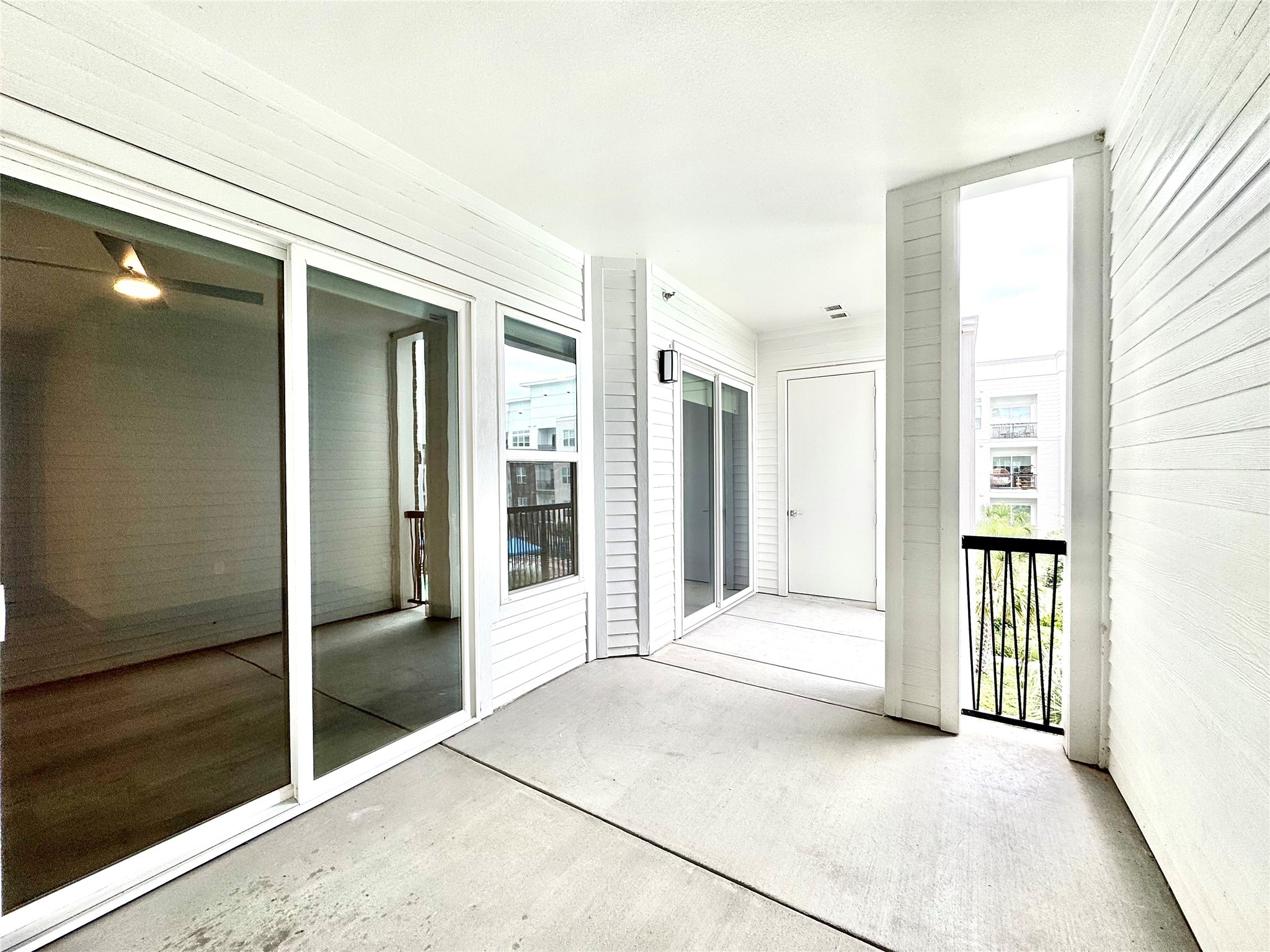 401 W 25th St Street 2325 Property Photo 16