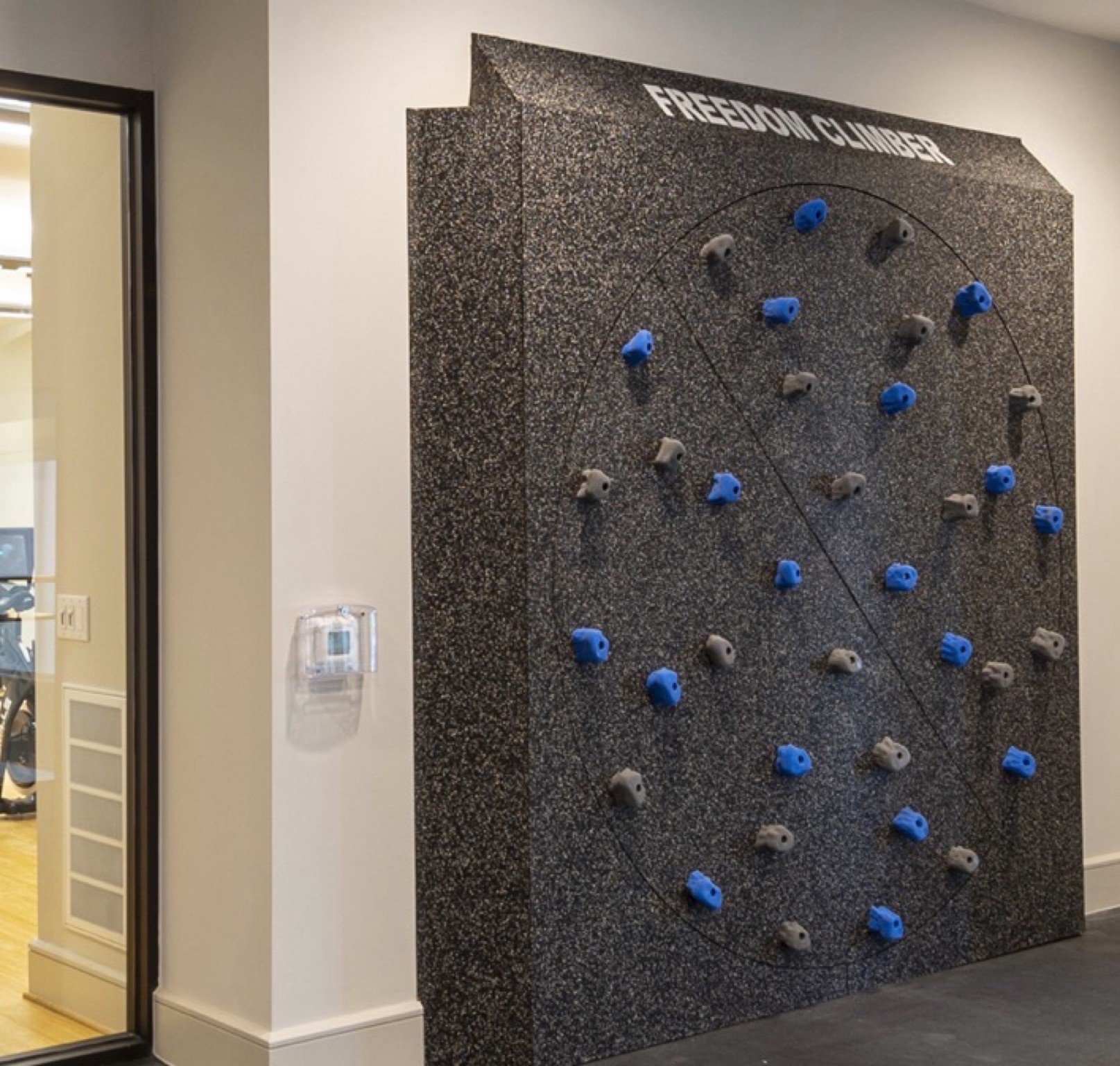 401 W 25th St Street 2325 Property Photo 34