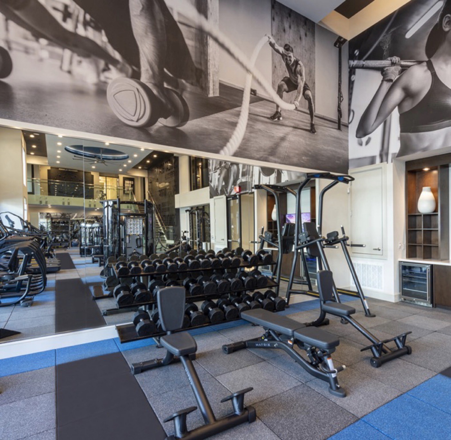 401 W 25th St Street 2325 Property Photo 38