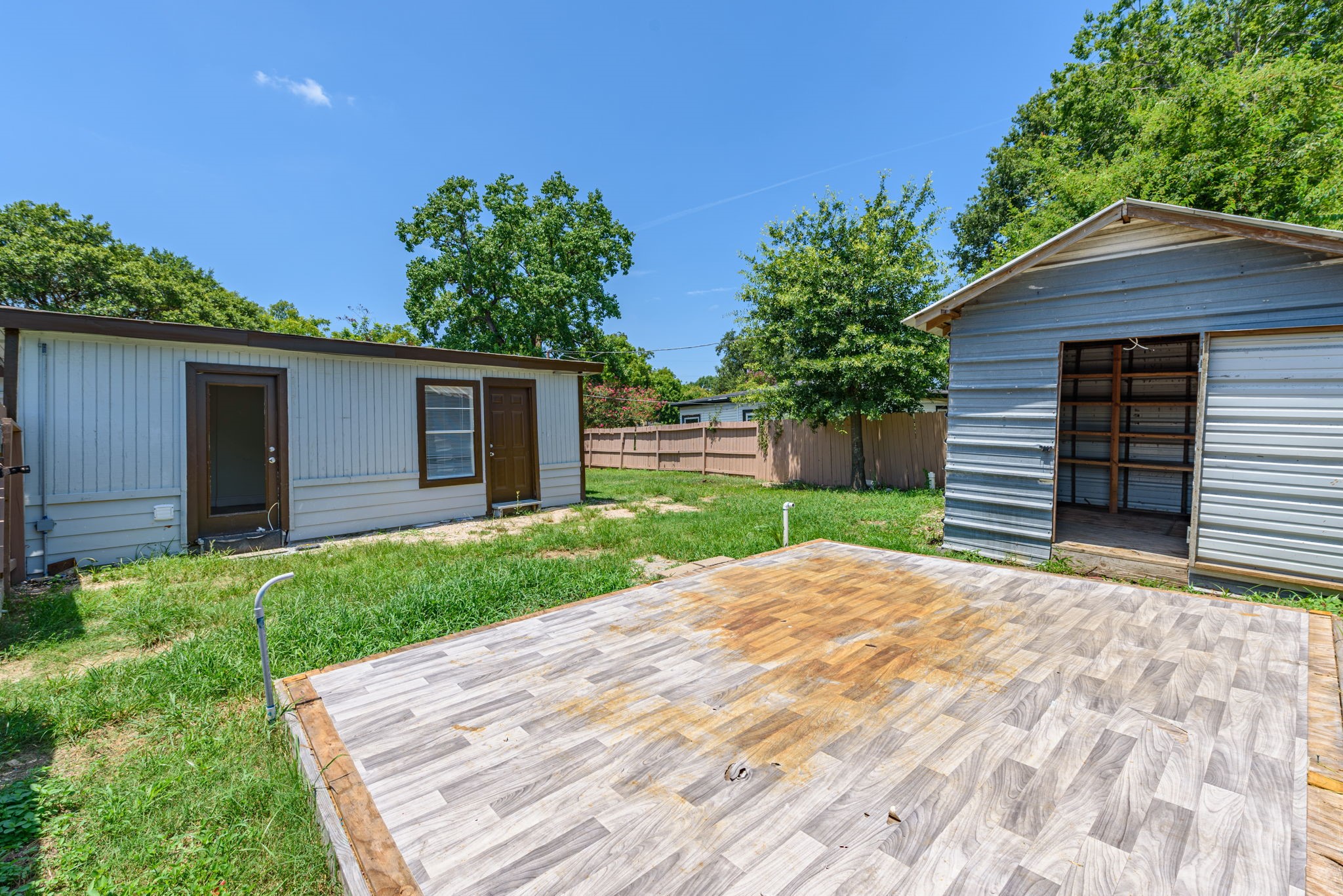 1012 W Hart Avenue Property Photo 19