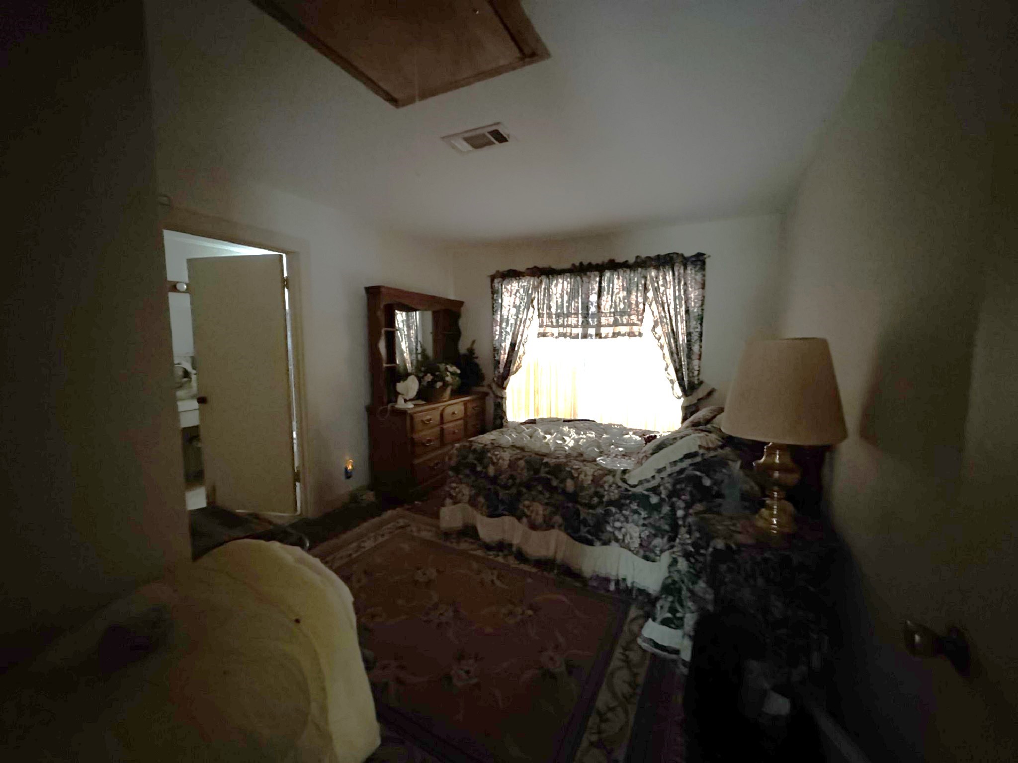704 E Elder Street Property Photo 24
