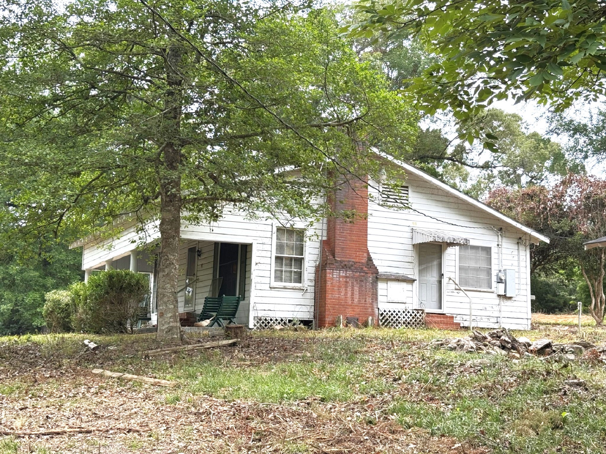 704 E Elder Street Property Photo 25