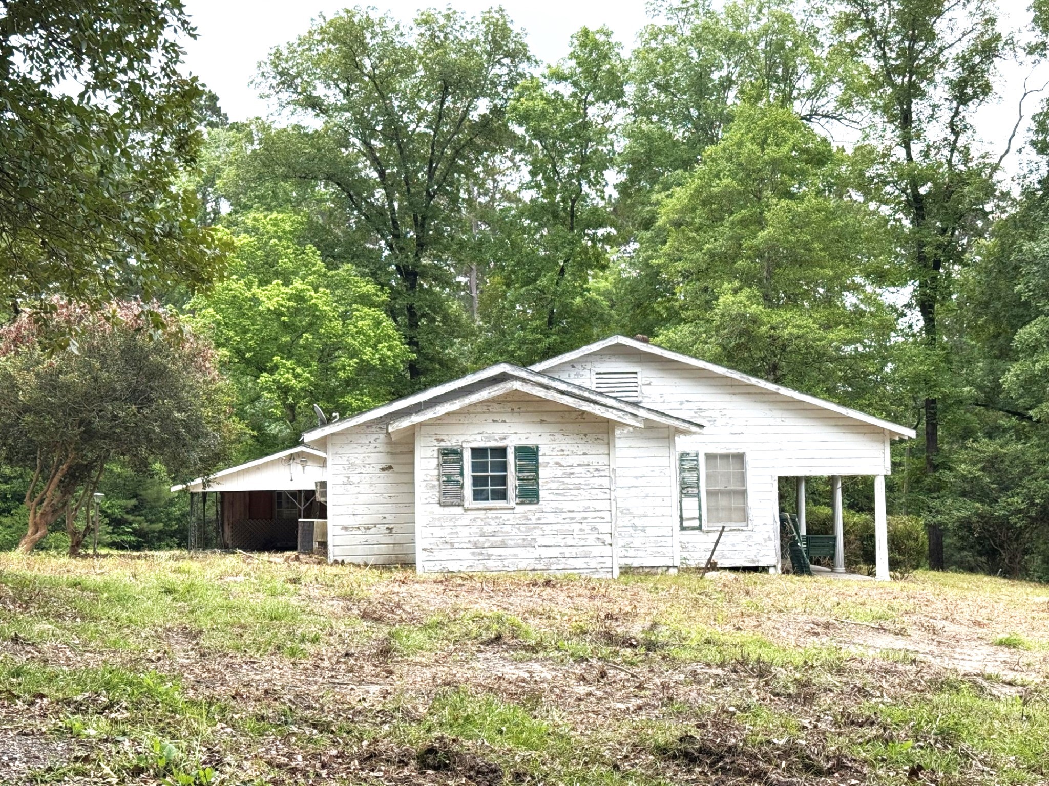 704 E Elder Street Property Photo 27
