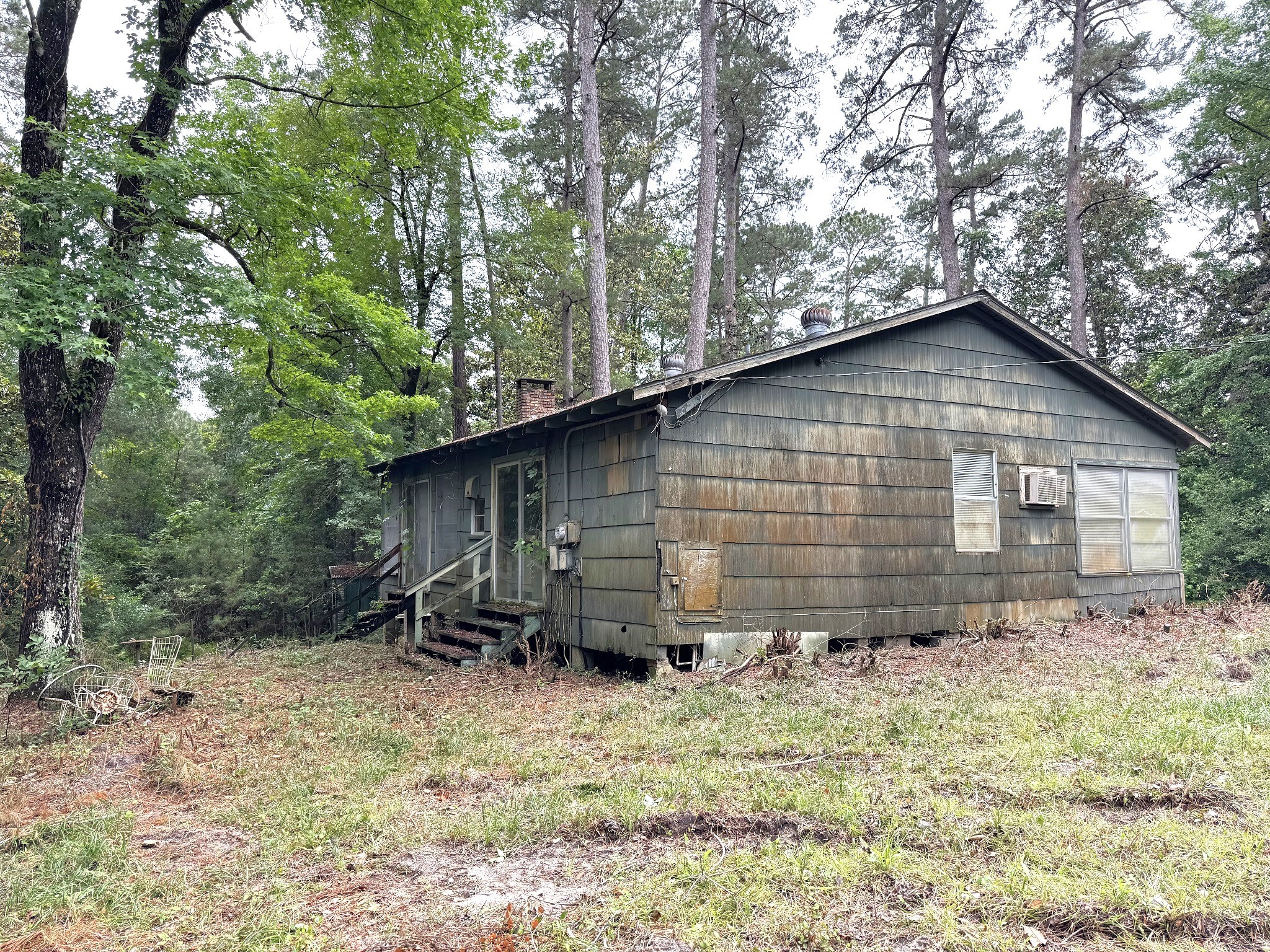 704 E Elder Street Property Photo 42