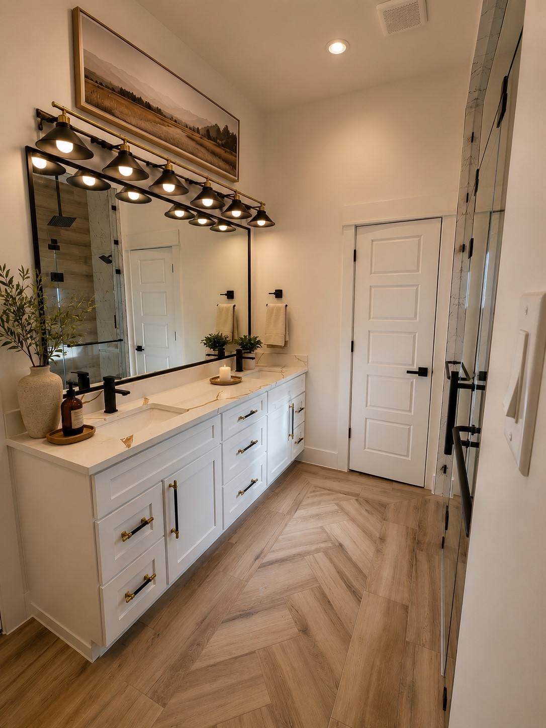 2503 North Avenue Property Photo 13