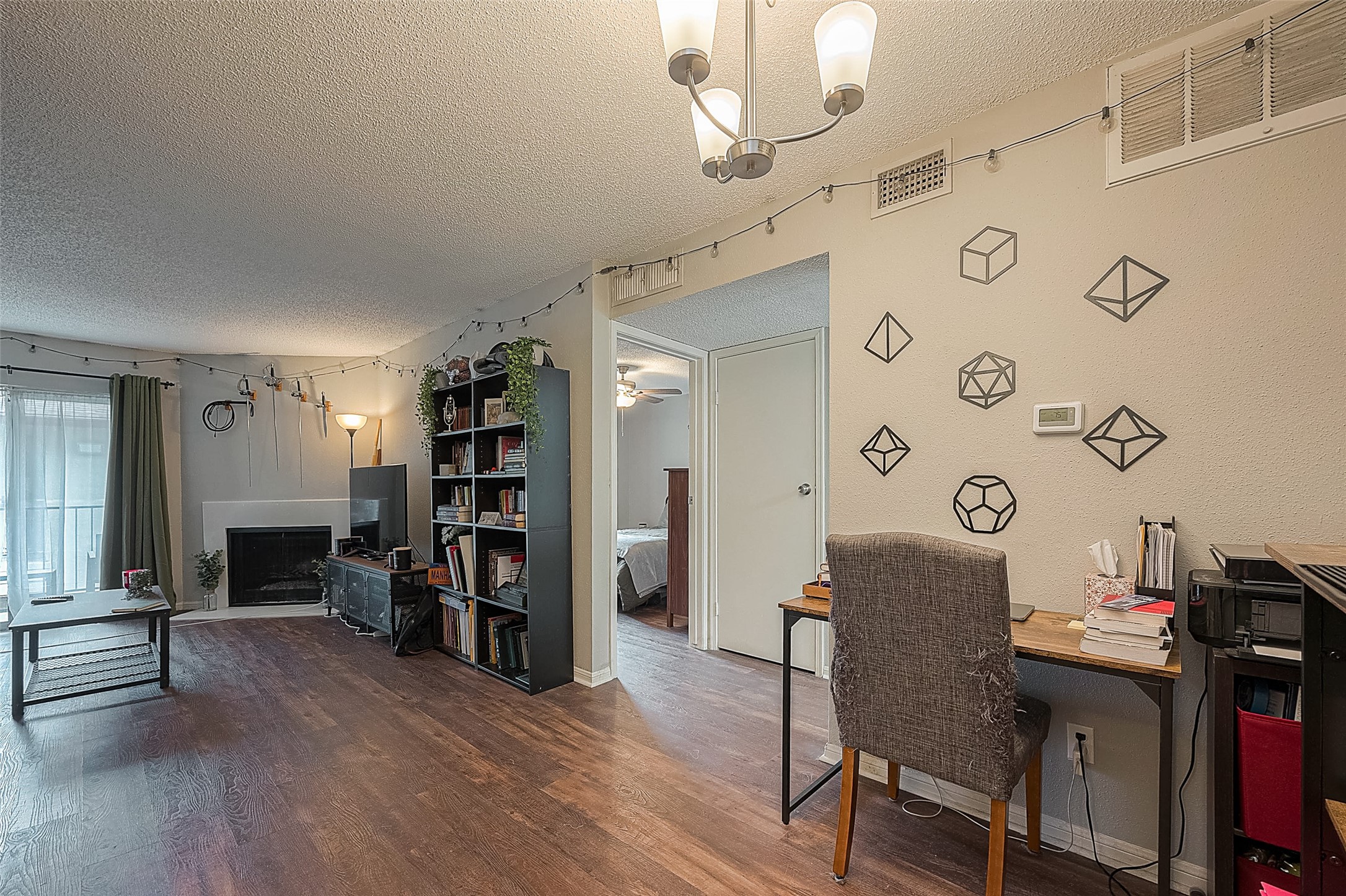 2120 El Paseo Street 2425 Property Photo 7