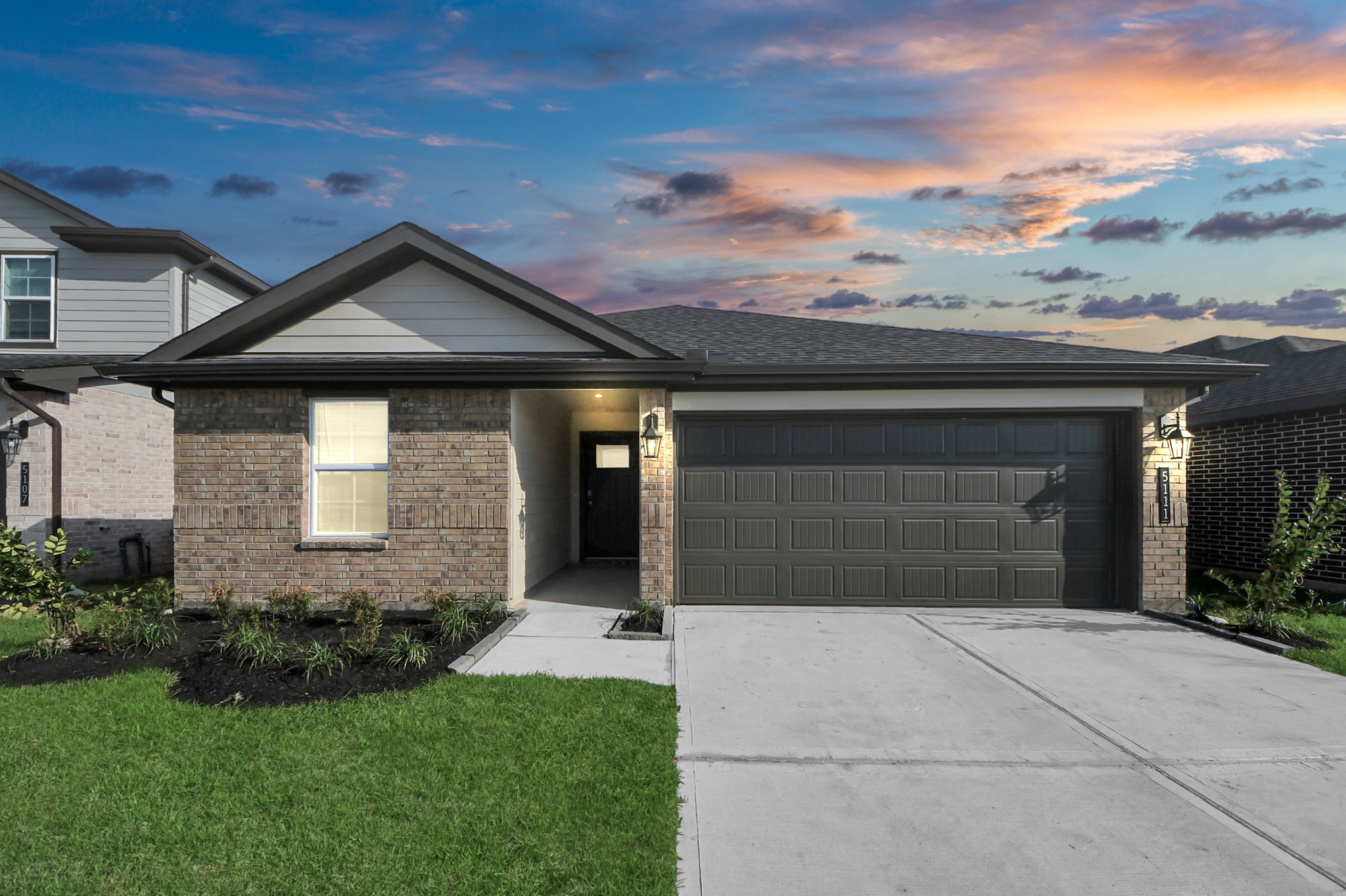 5111 Sunset Oaks Dr Property Photo