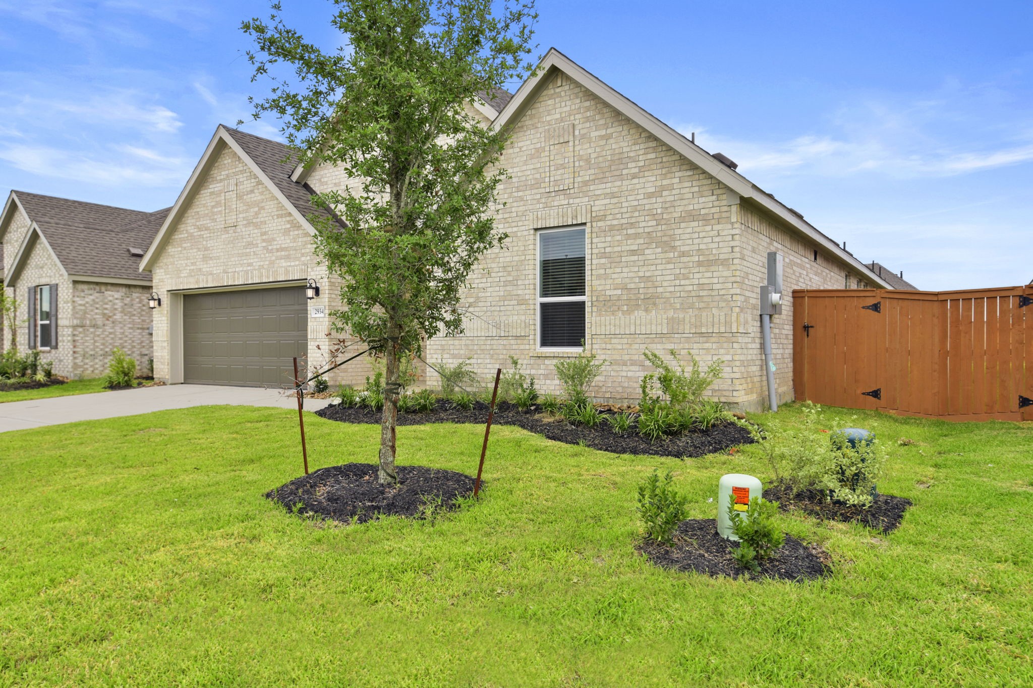 2934 Palm Branch Dr Property Photo 4