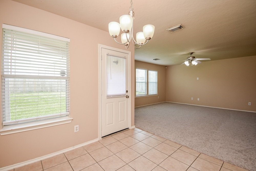 9602 Siano Pines Drive Property Photo 32