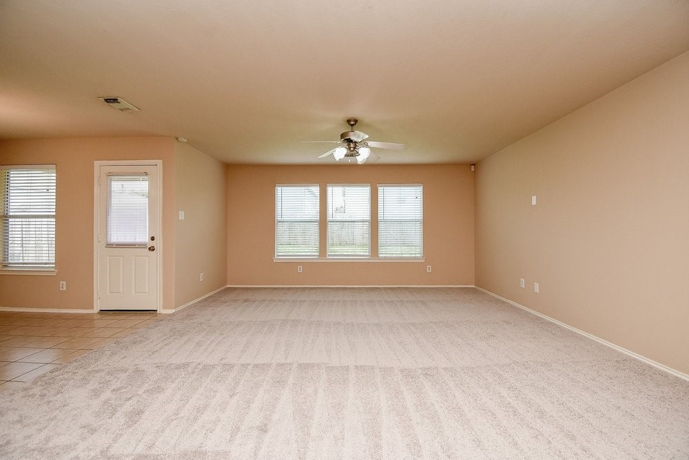 9602 Siano Pines Drive Property Photo 38