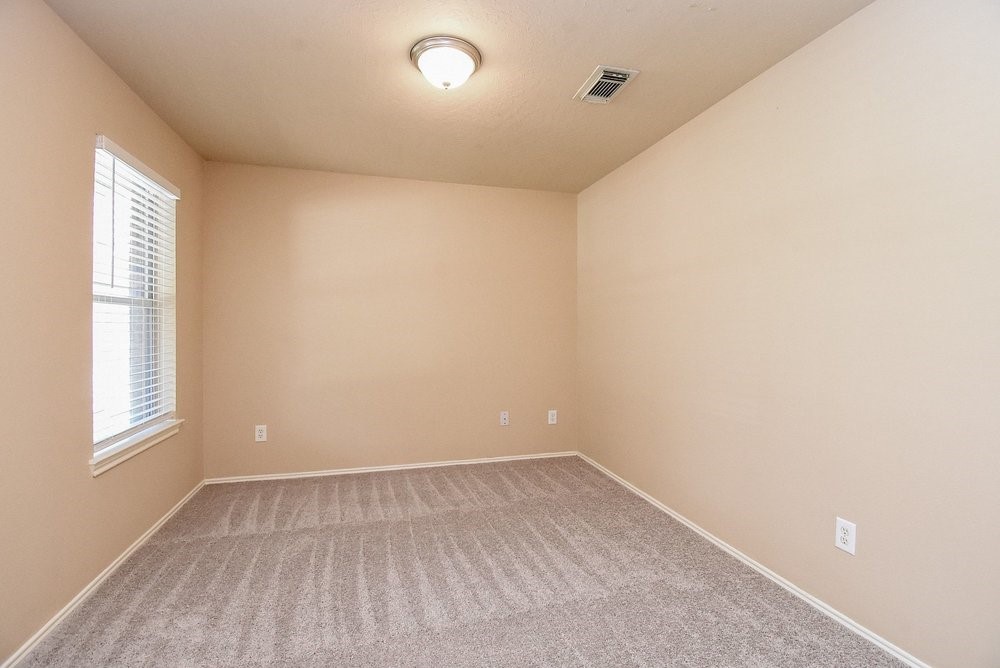 9602 Siano Pines Drive Property Photo 43