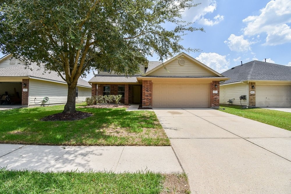 9602 Siano Pines Drive Property Photo 47