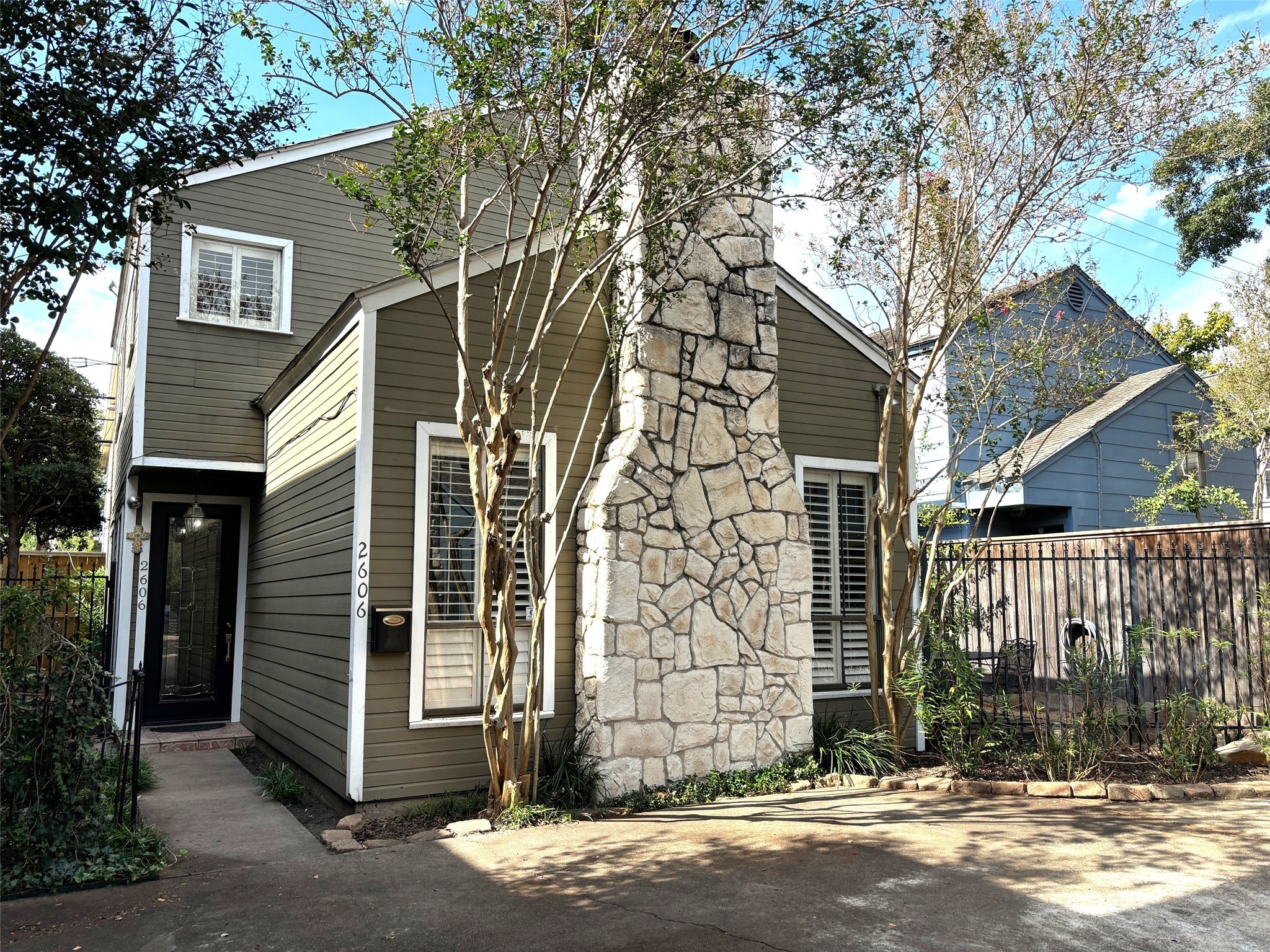 2606 Nantucket Drive Property Photo 1