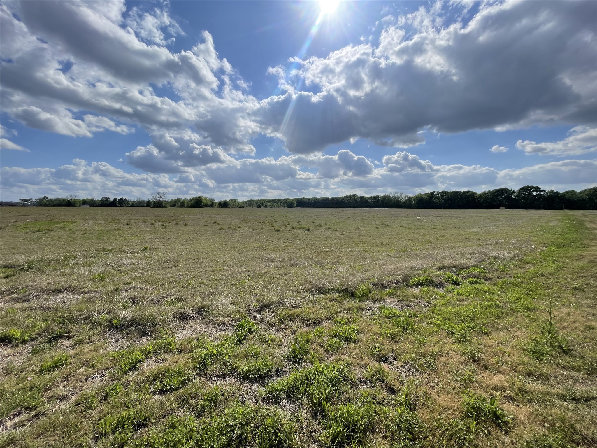 7012 E Bu 59 R Highway Property Photo 2
