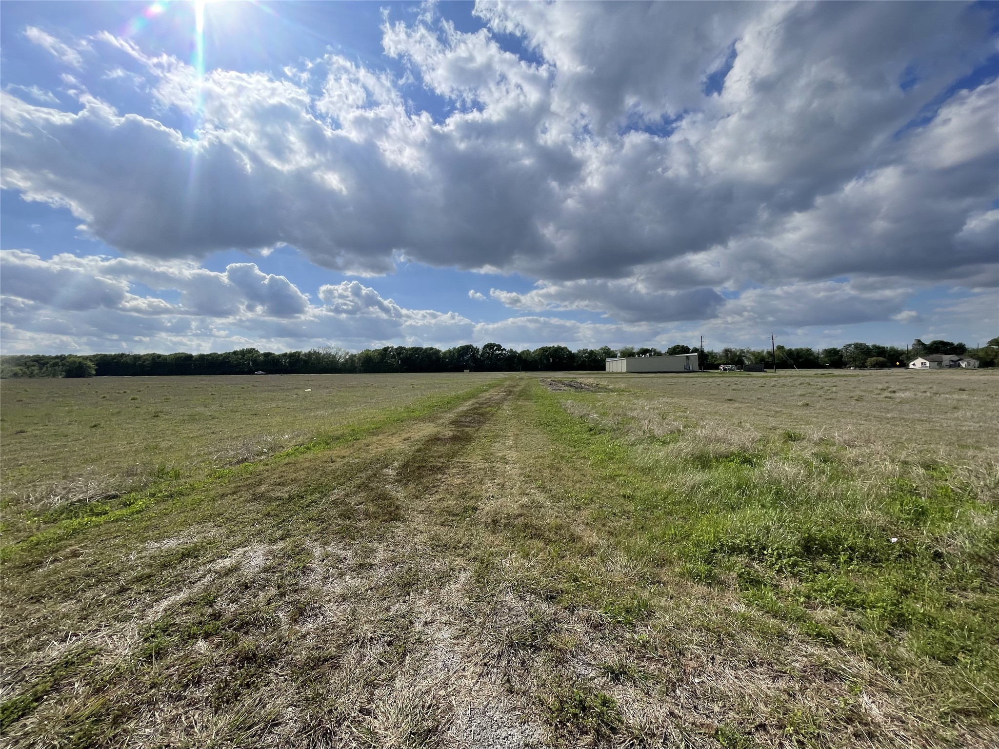 7012 E Bu 59 R Highway Property Photo 6