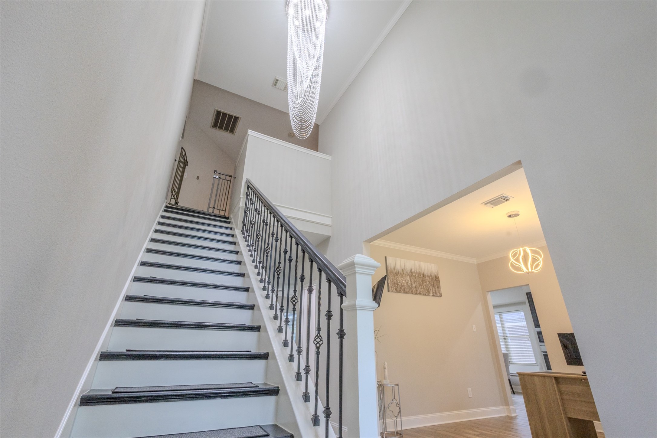 12902 Lady Jane Court Property Photo 6