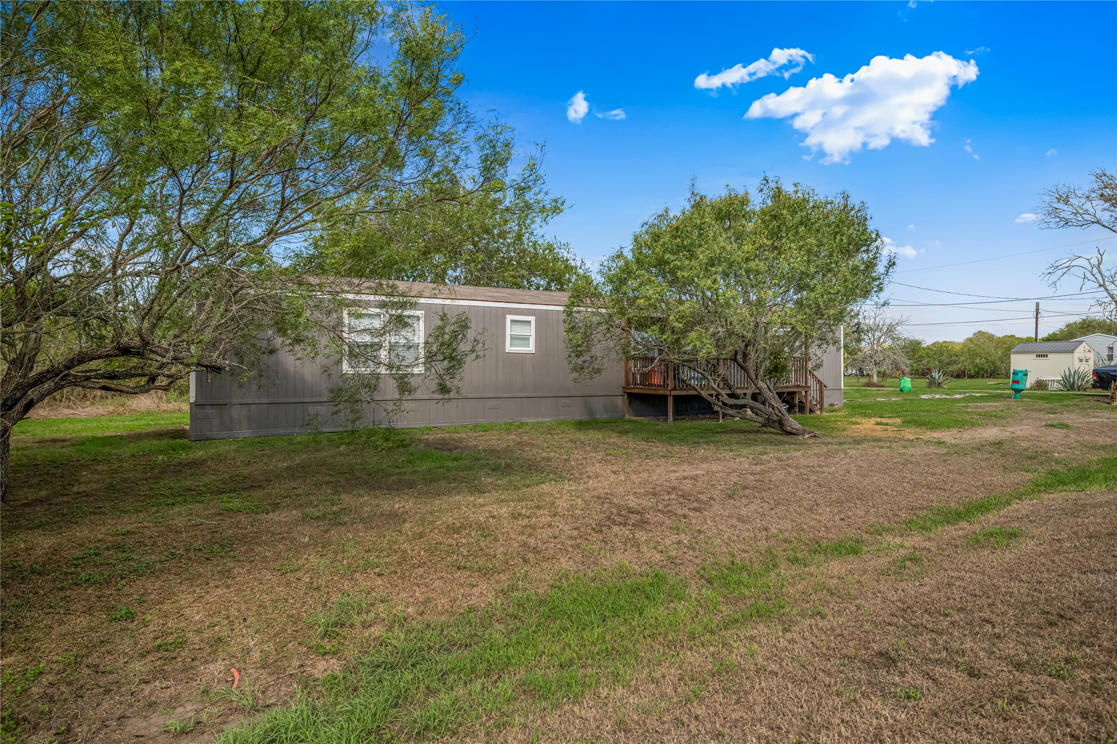112 E Toledo Street Property Photo 2