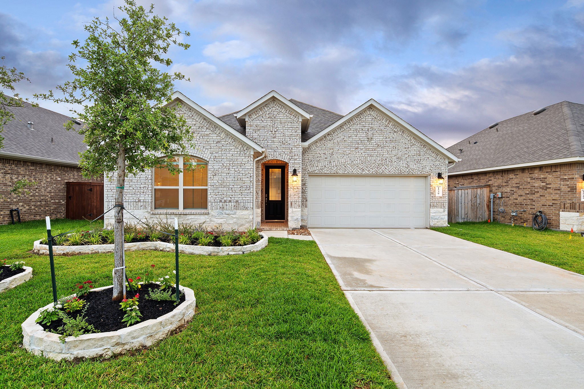 1539 Oakdale Crest Road Property Photo 3