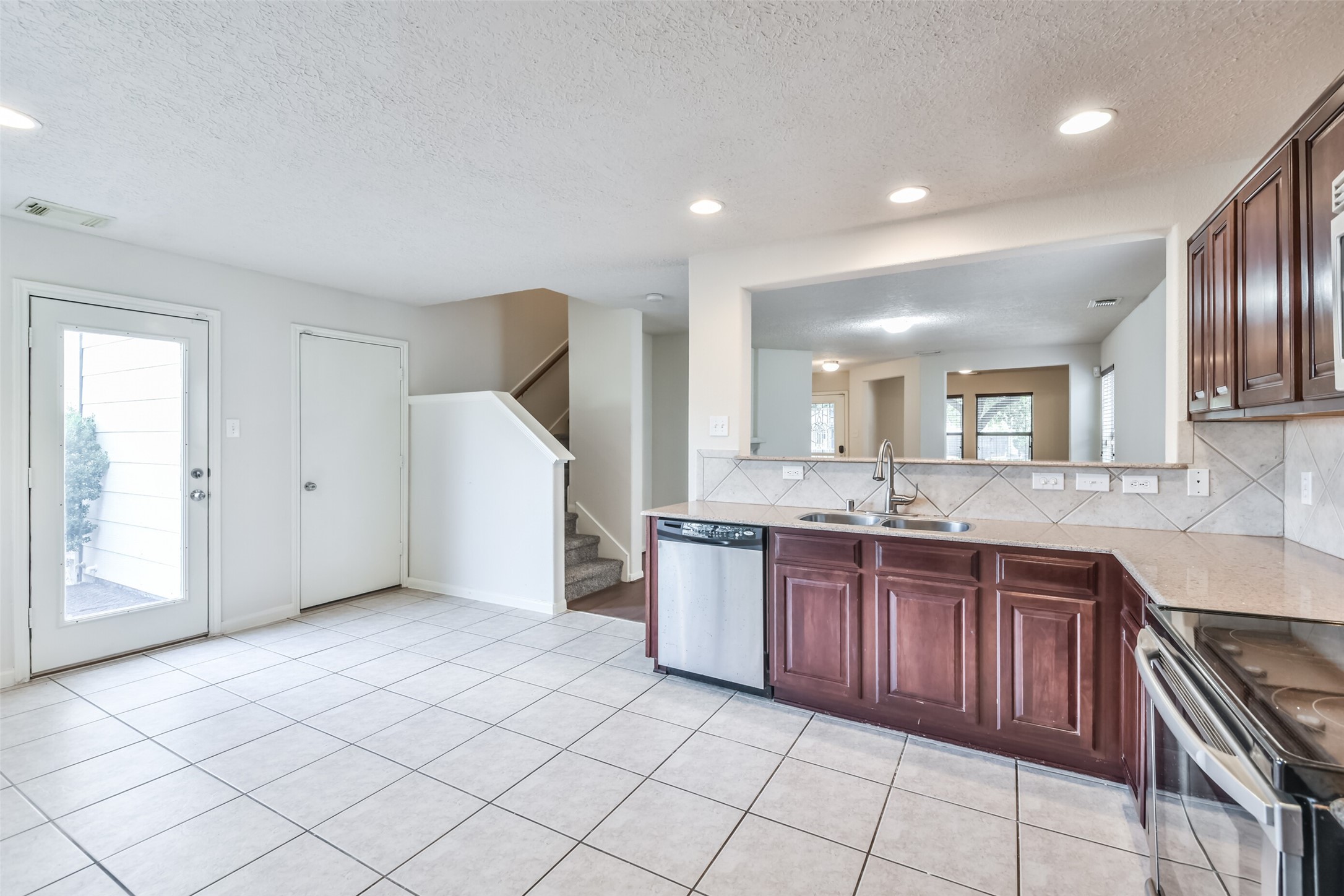 29315 Hickory Terrace Drive Property Photo 18