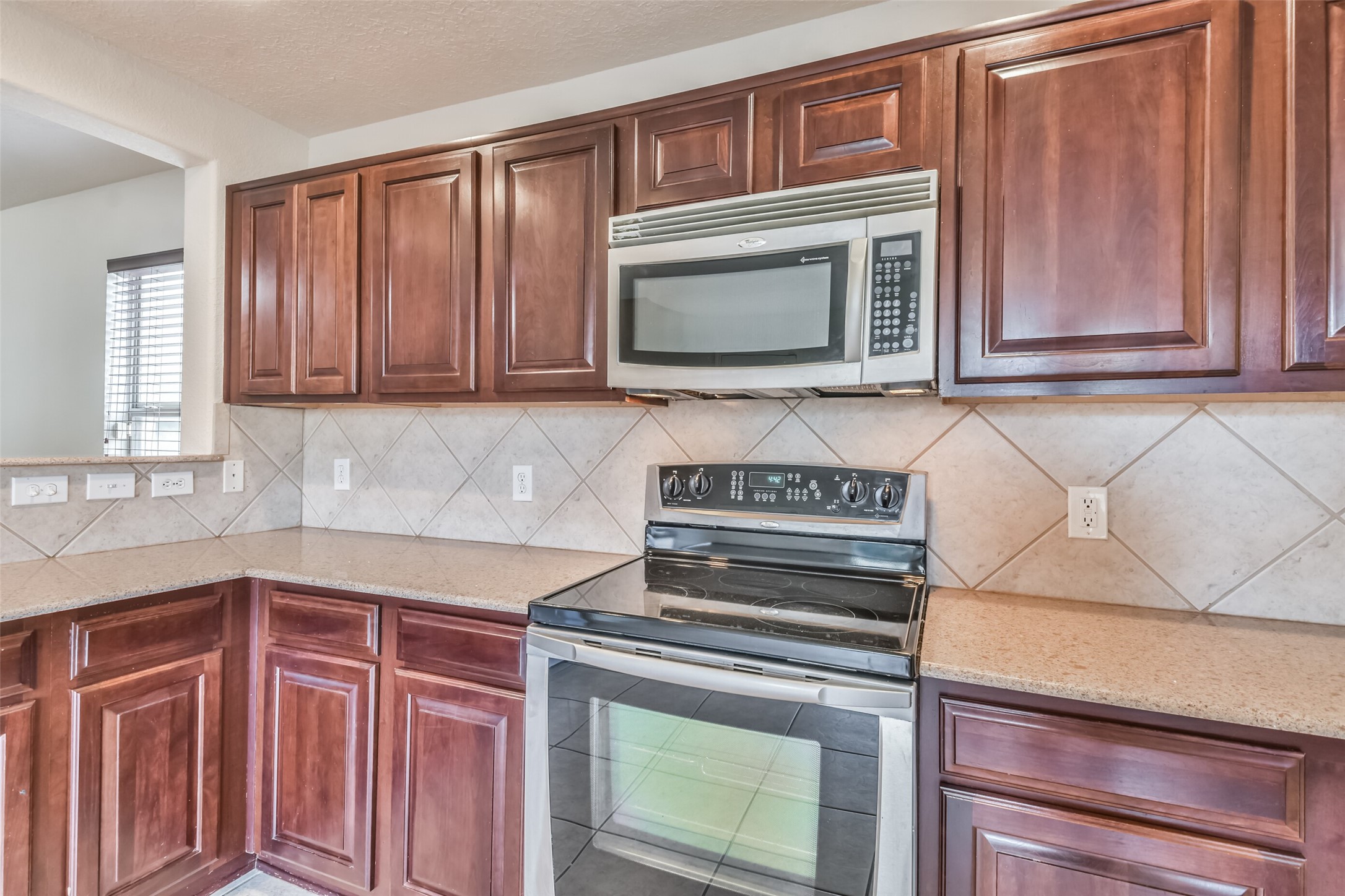29315 Hickory Terrace Drive Property Photo 20