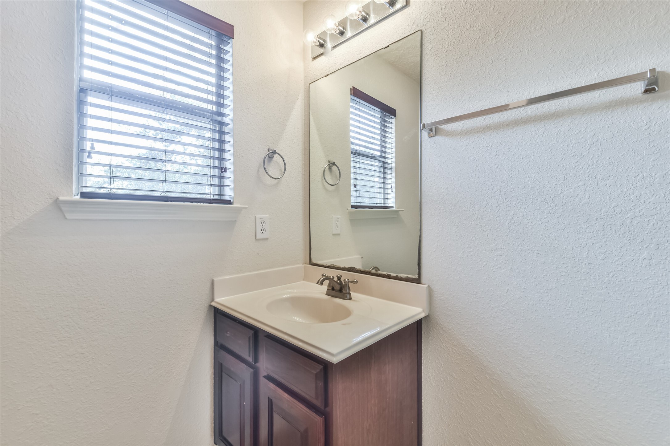 29315 Hickory Terrace Drive Property Photo 33