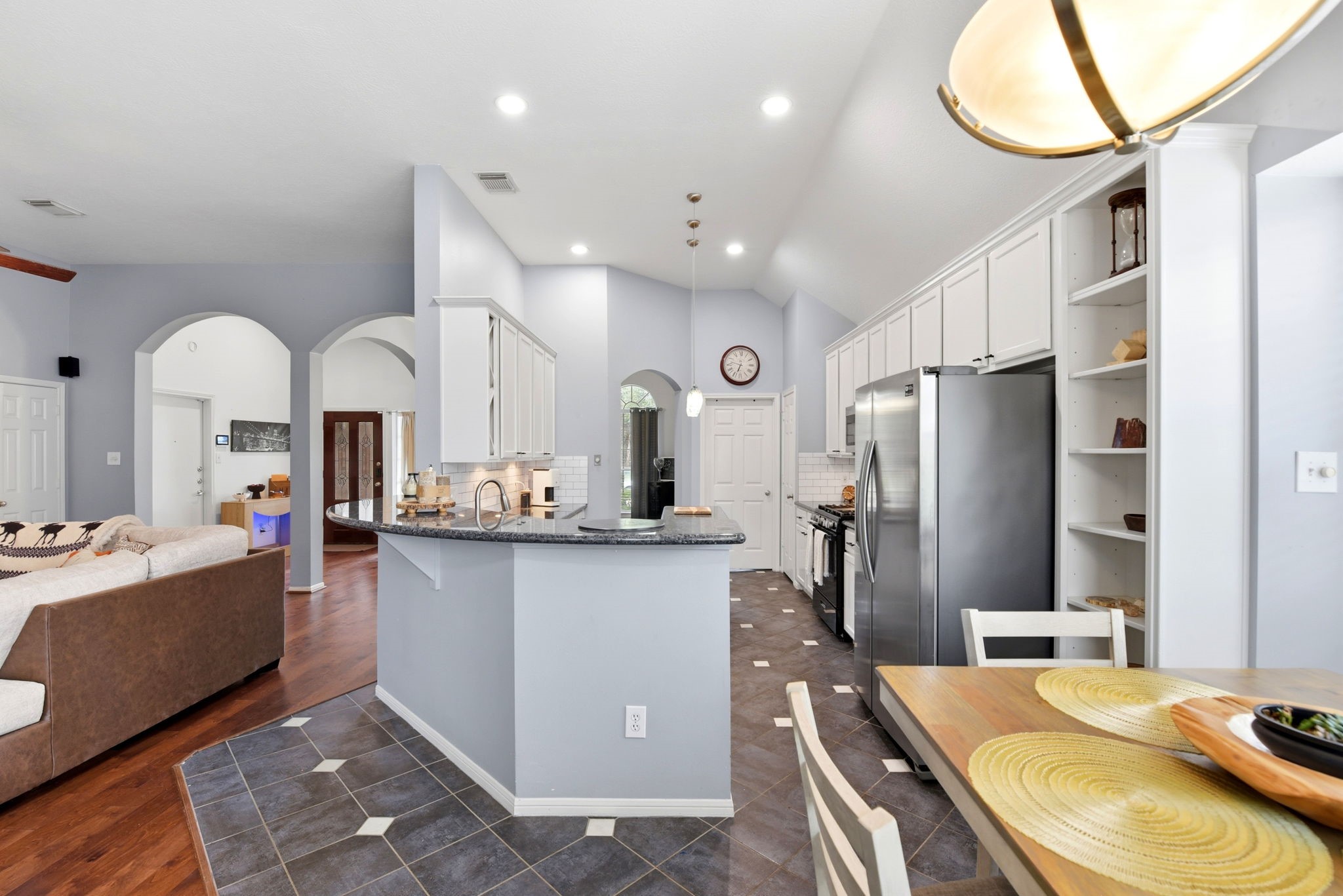 2105 Mossy Trail Drive Property Photo 13