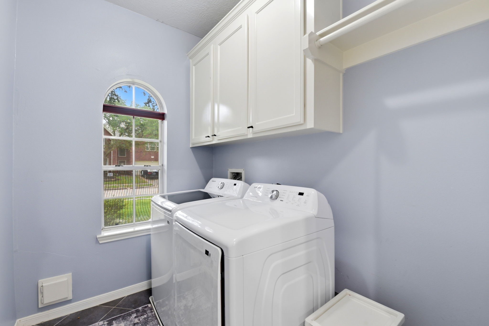 2105 Mossy Trail Drive Property Photo 17
