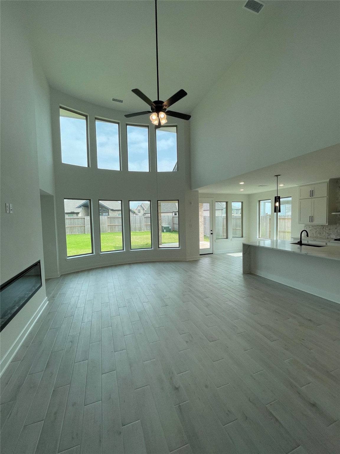30611 Bahia Oak Bend Property Photo 3