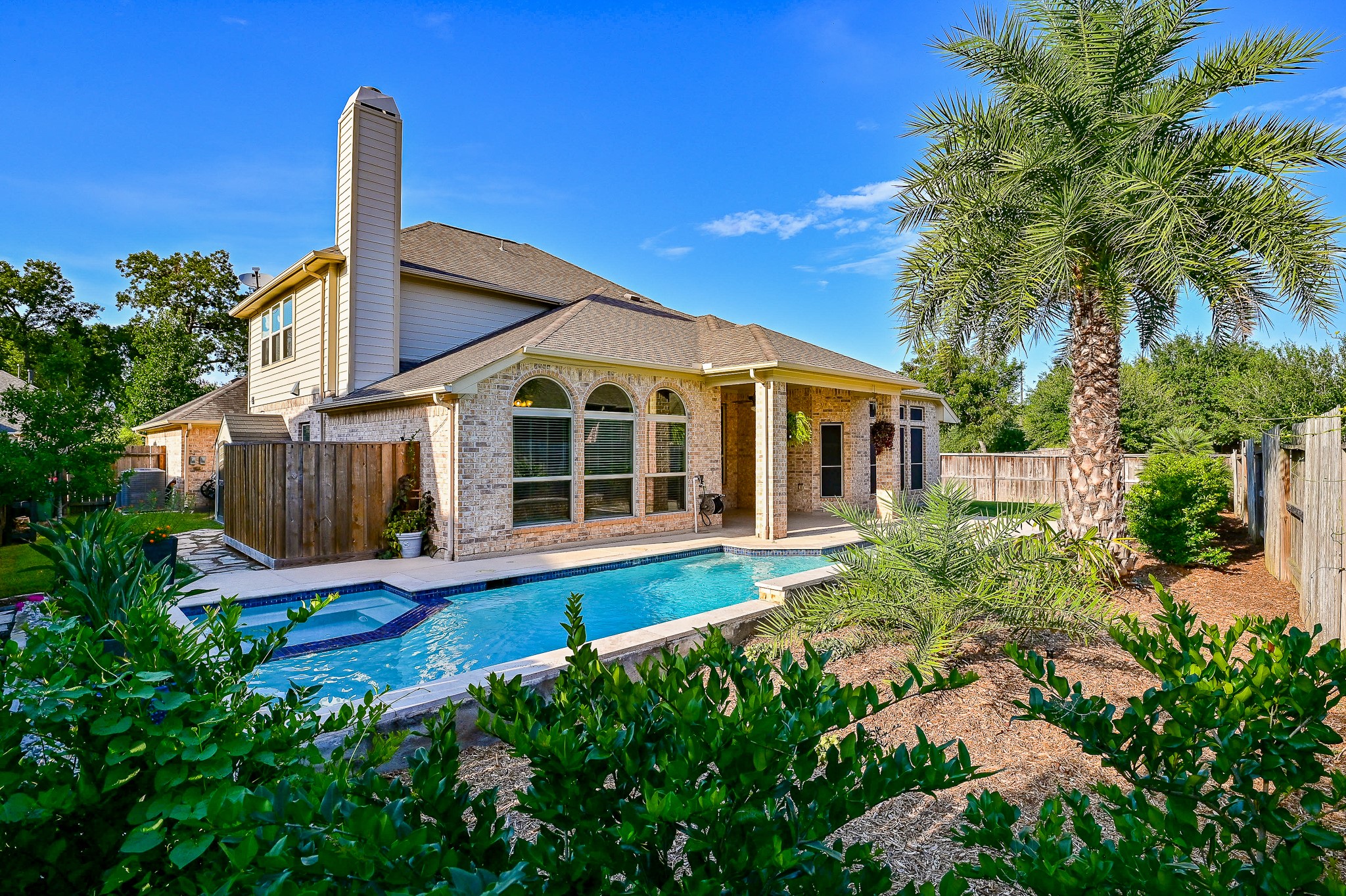 Sienna Crossing Elementary Schoo Real Estate Listings Main Image
