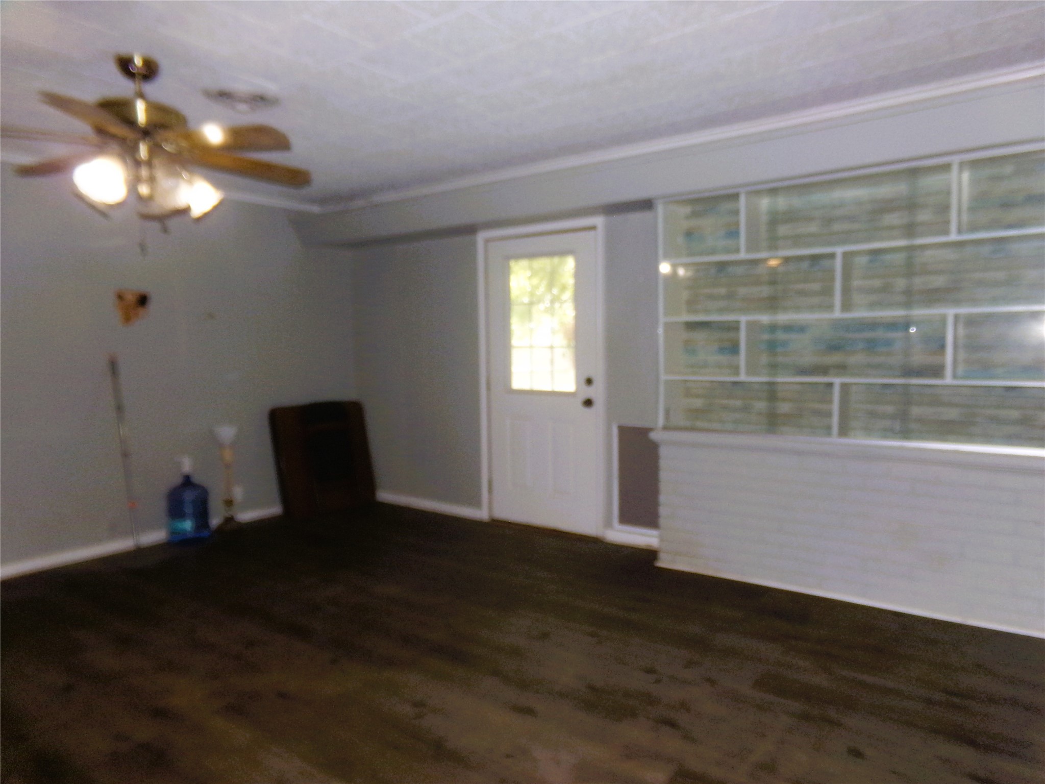 402 N Summit Street Property Photo 6