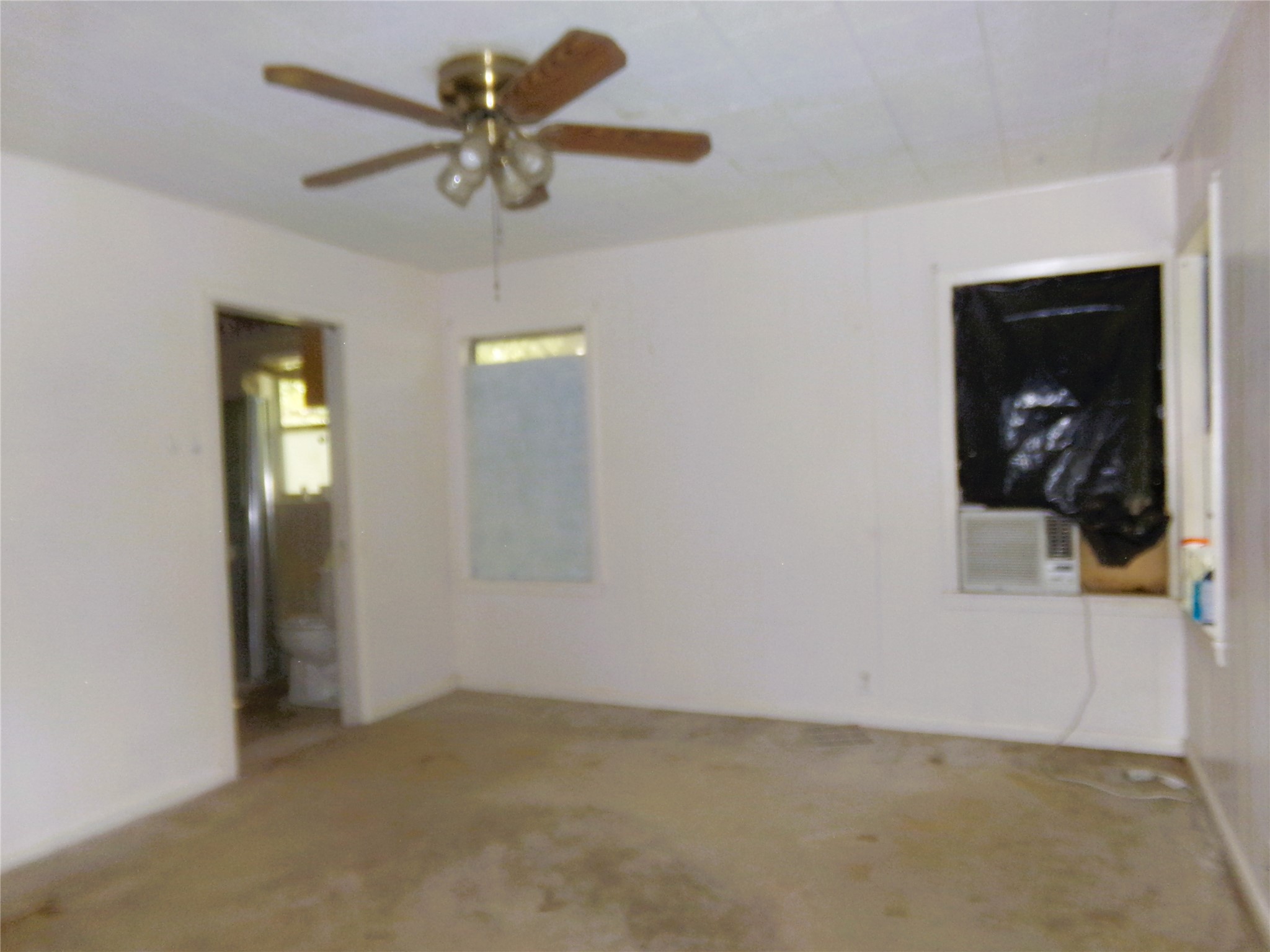 402 N Summit Street Property Photo 8