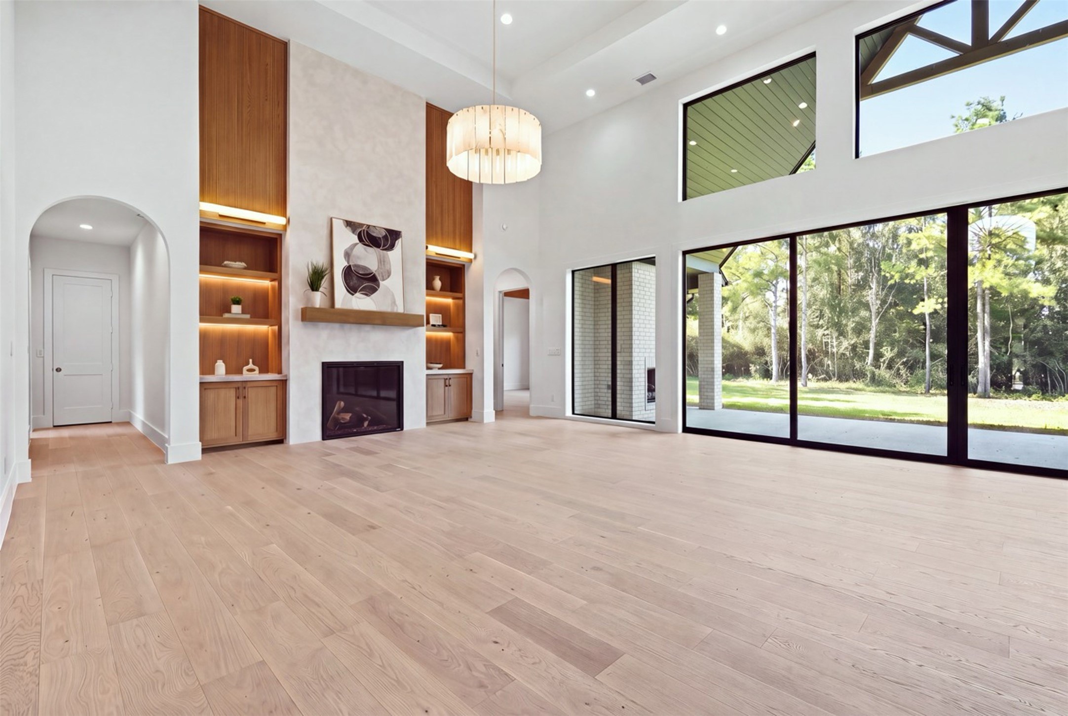 25088 Seguin Trl Property Photo 5