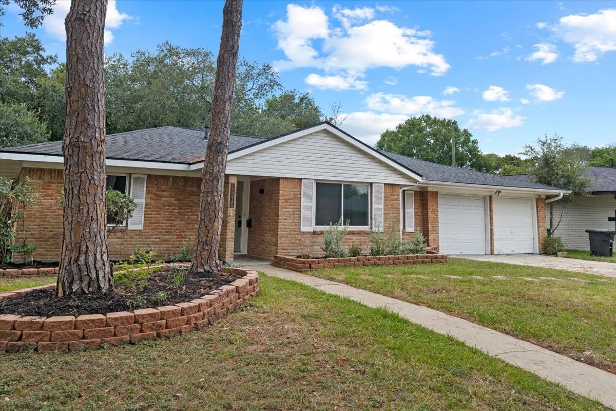 11510 Mullins Drive, Houston Tx 77035 Property Photo 1