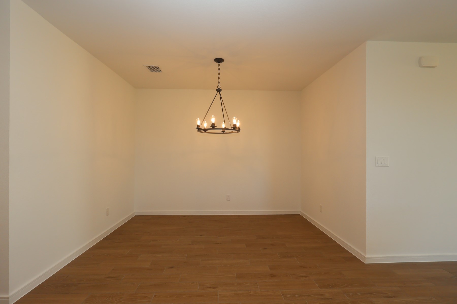 671 Daniel Lake Lane Property Photo 7