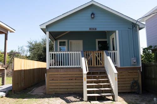 325 14th Street Property Photo 1
