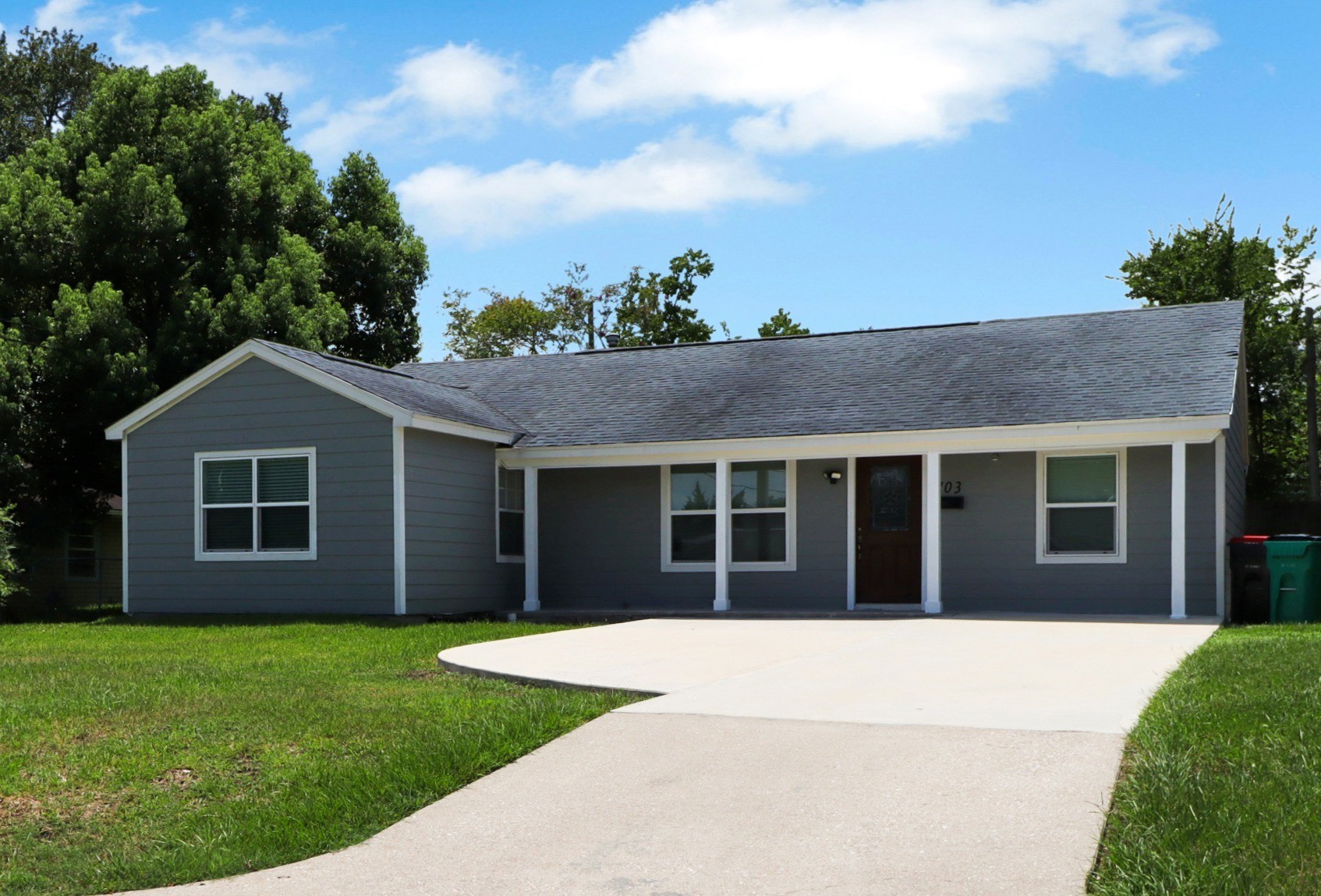 703 Briarwood Drive Property Photo 1