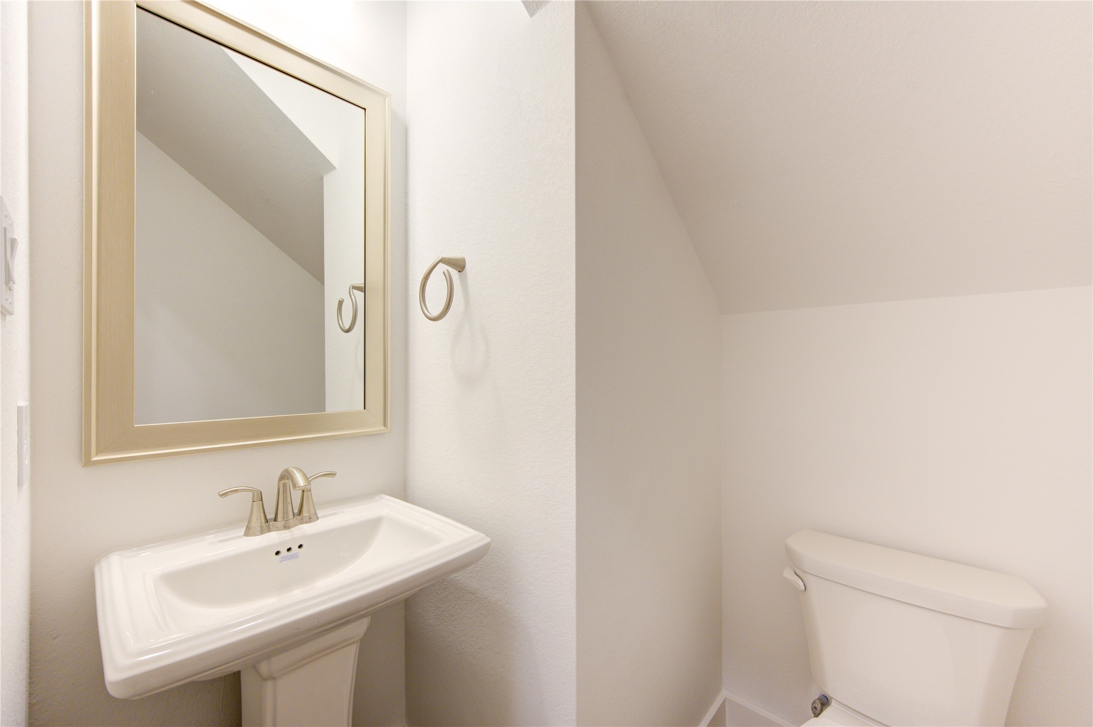 16032 Mason Run Drive Property Photo 16