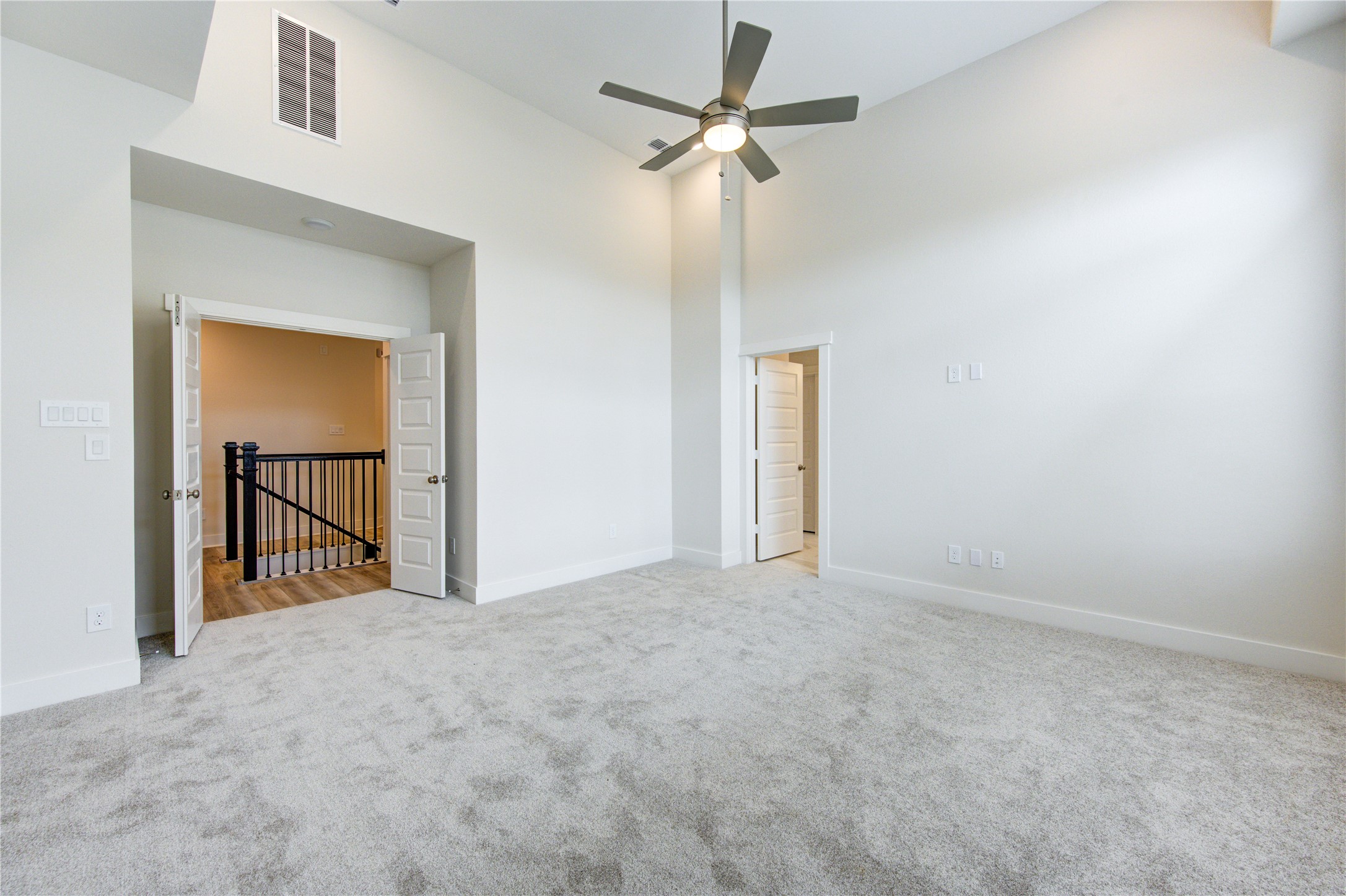 16032 Mason Run Drive Property Photo 18
