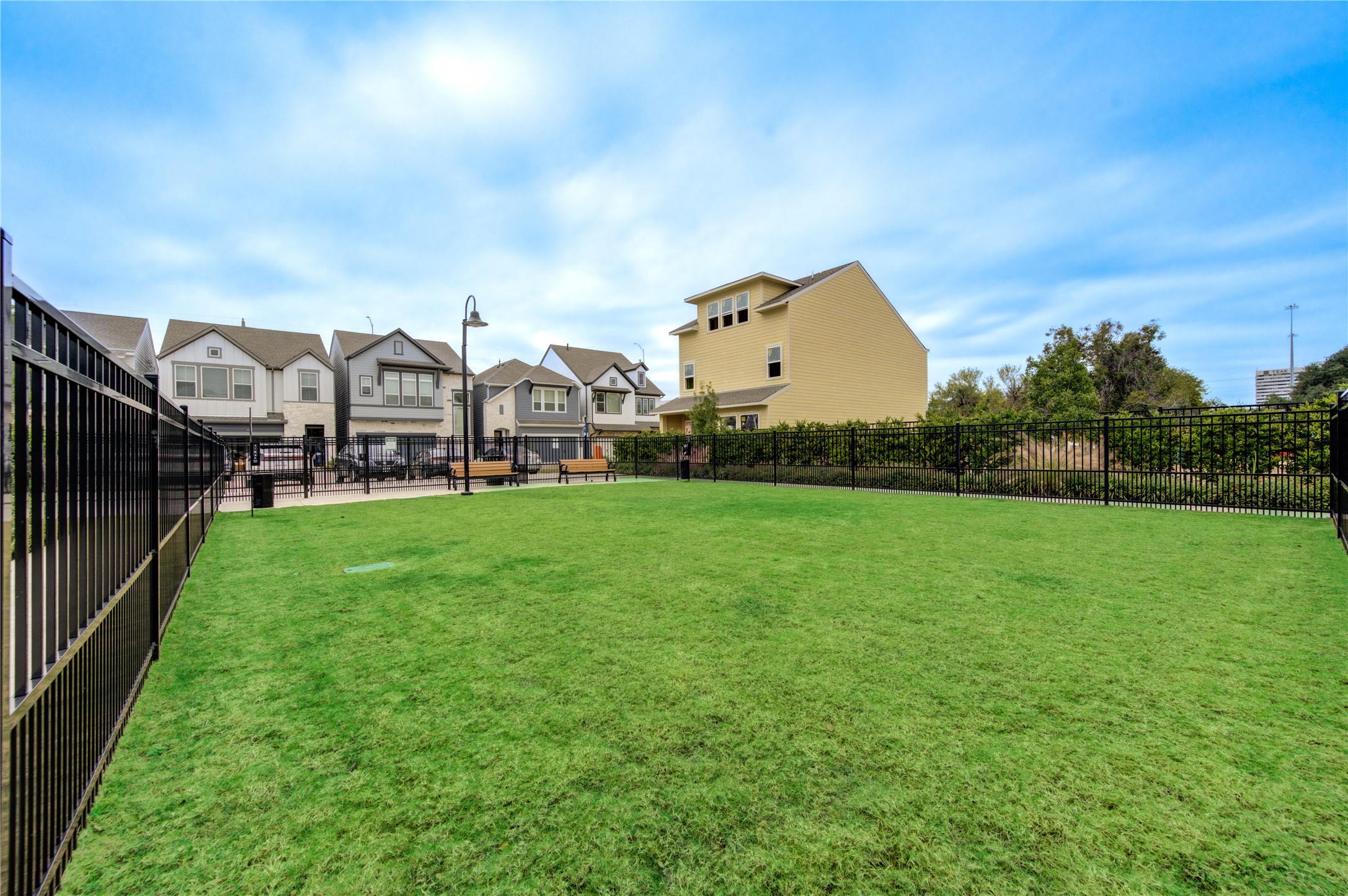 16032 Mason Run Drive Property Photo 33