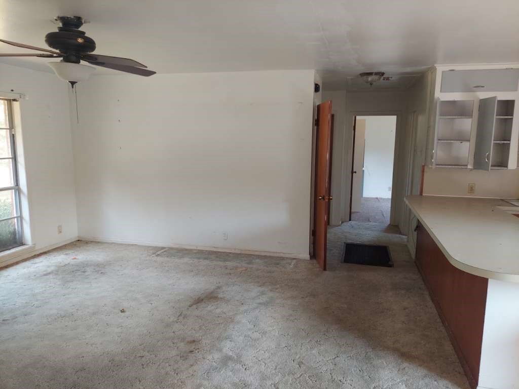 5724 State Highway 154 Property Photo 5