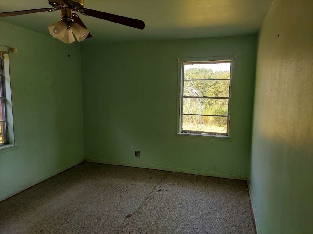 5724 State Highway 154 Property Photo 8