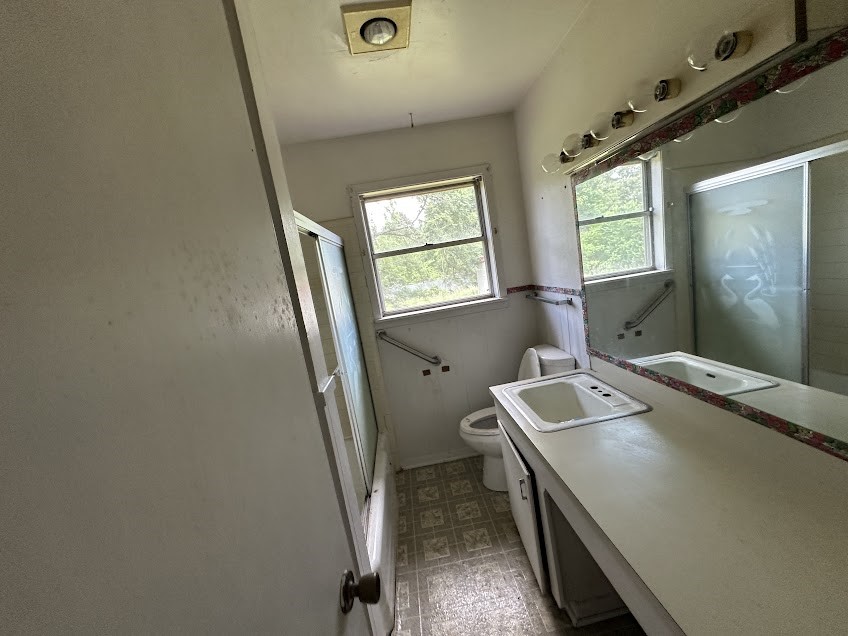 5724 State Highway 154 Property Photo 10