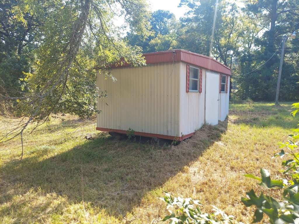 5724 State Highway 154 Property Photo 13