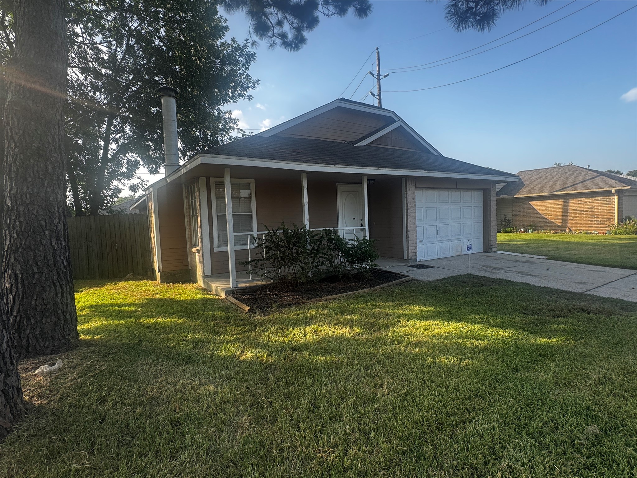 10719 Ambergate Drive Property Photo 2