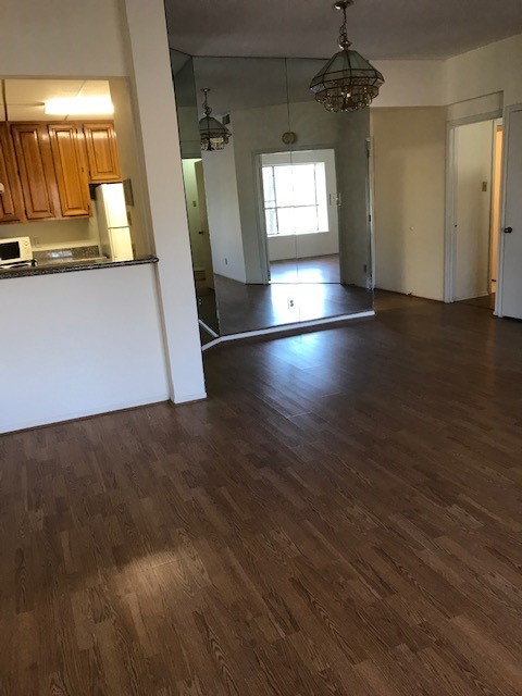 2209 S Braeswood 32i Property Photo 5