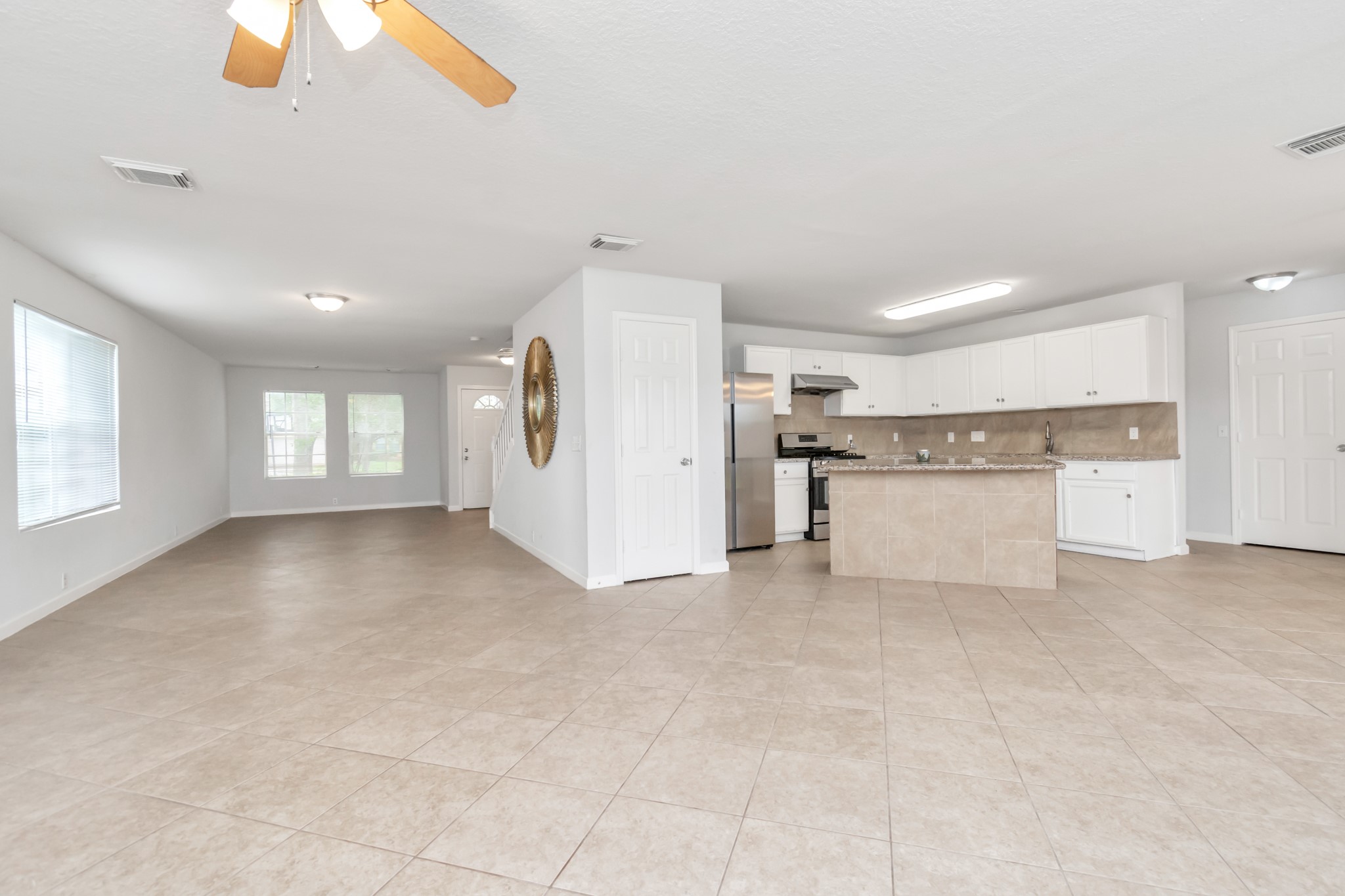 19762 Twin Canyon Court Property Photo 6