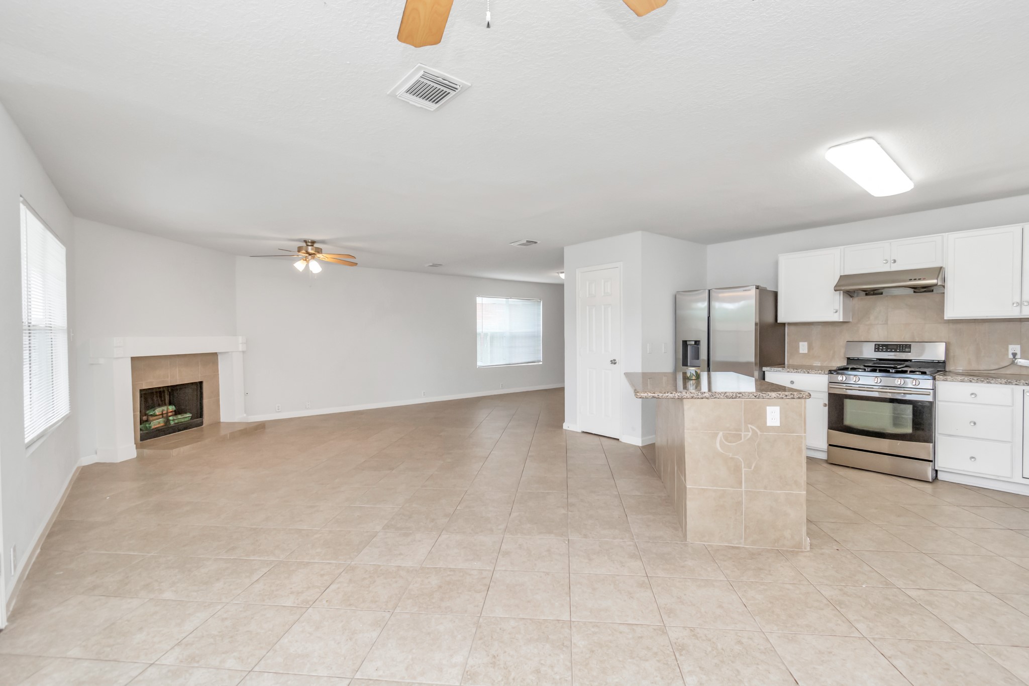 19762 Twin Canyon Court Property Photo 8