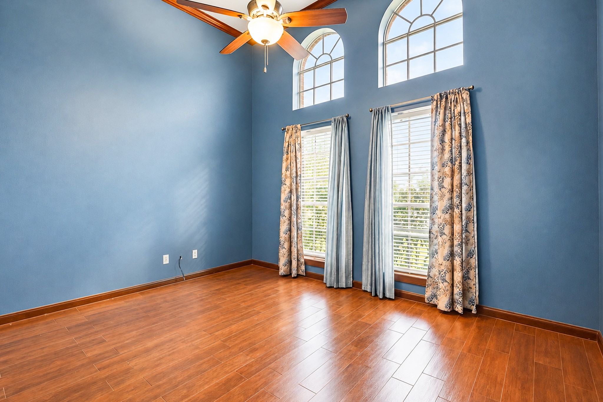 19027 Relay Road Property Photo 10