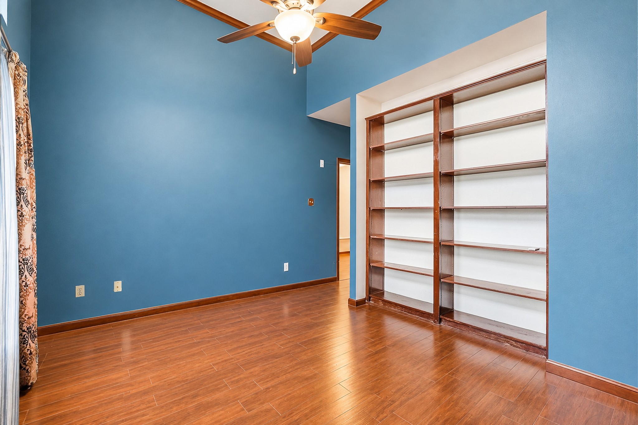 19027 Relay Road Property Photo 11